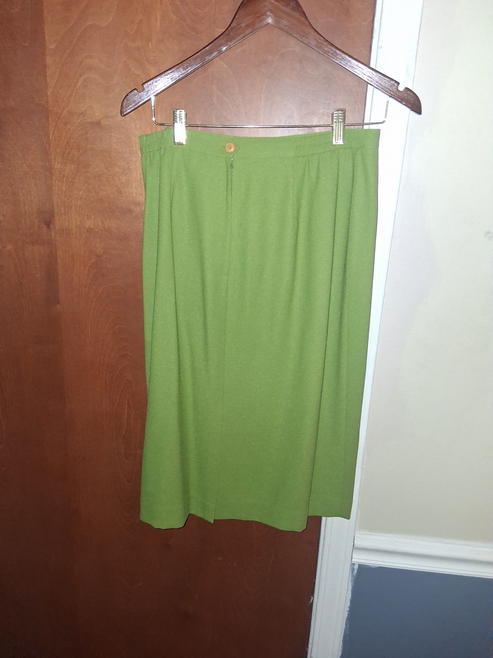 Kasper Lime Green Two-Piece Skirt Set with Button-Front Jacket - Picture 3 of 4